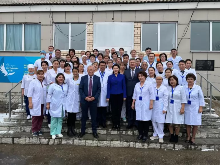 Министр здравоохранения Казахстана проверила, как обстоят дела в многопрофильной центральной больнице Аягозского района