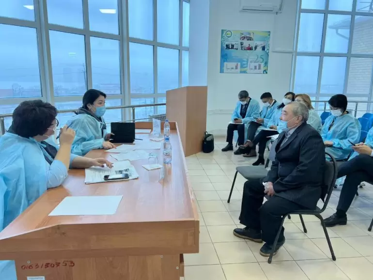 Министр здравоохранения Казахстана нанесла визит в несколько медицинских учреждений Акмолинской области